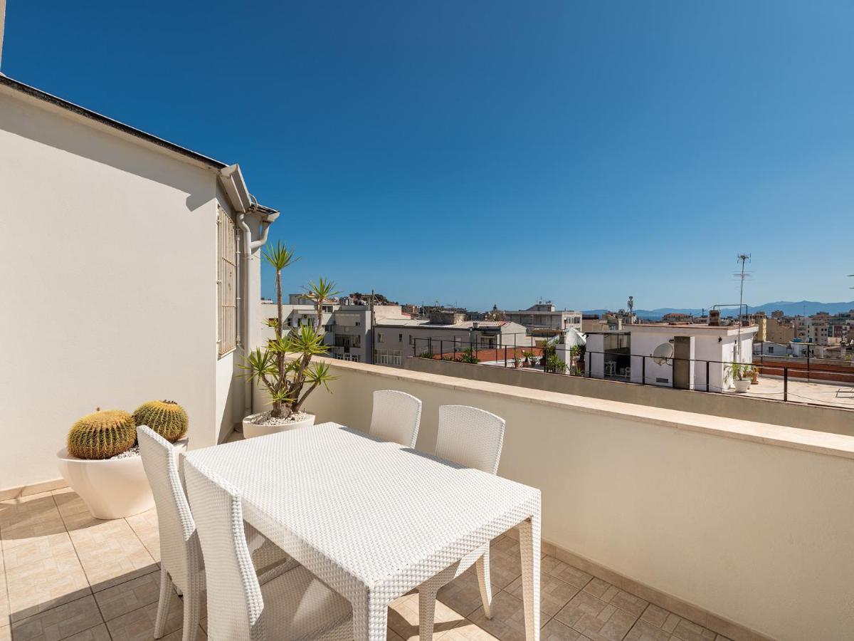 Penthouse Center Cagliari Exterior foto