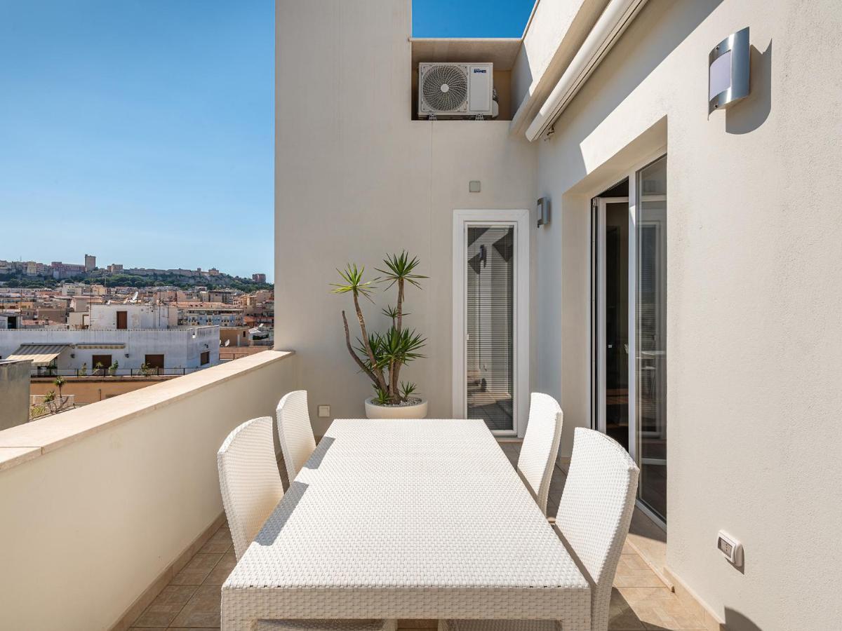 Penthouse Center Cagliari Exterior foto